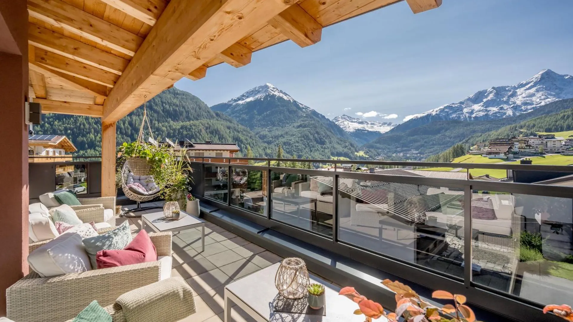 Soelden Lounge location